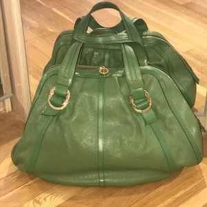 Bulgari saffiani keather Large zipperd satchel